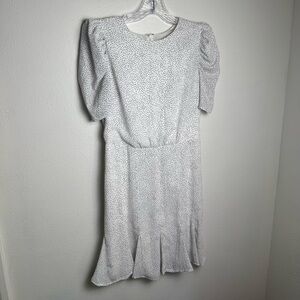 Express White Puff Sleeve Dress with Black Dots chic‎ and sweet